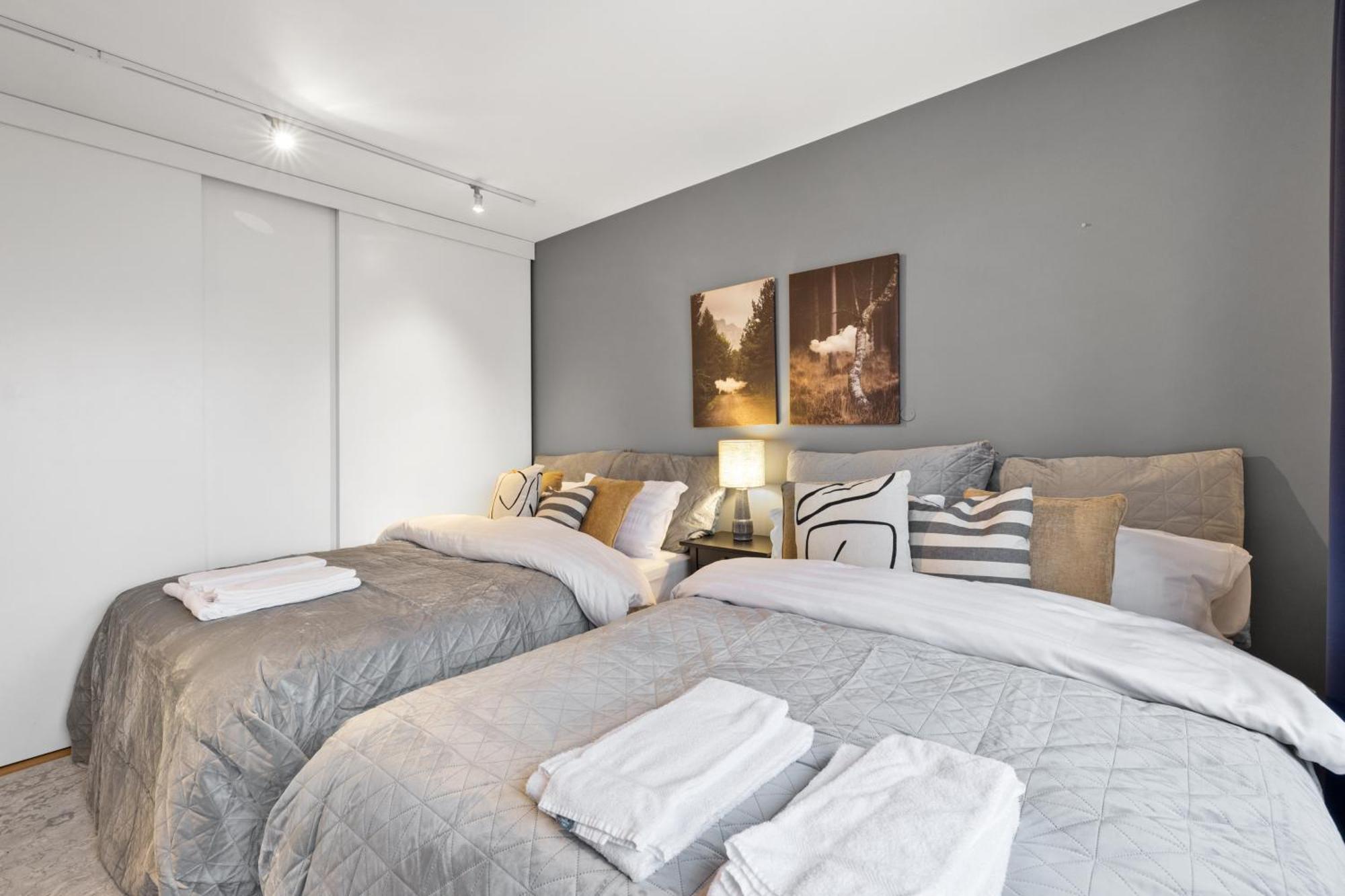 Penthouse Apt On The Shopping Street-Free Parking Reykjavik Ngoại thất bức ảnh